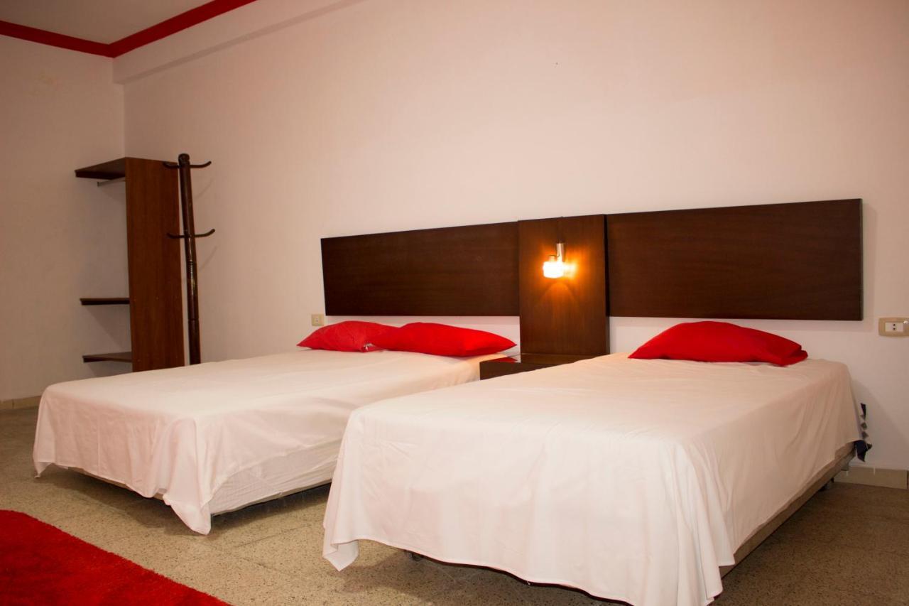 Dulce Amanecer Otel Santa Cruz de La Sierra Dış mekan fotoğraf